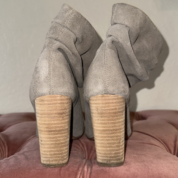 Chinese Laundry Laurel Booties - Picture 3 of 7